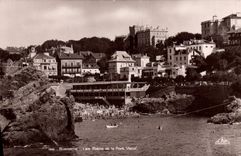 MODERN CARD Biarritz Les Bains And the Old Port