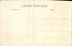 CPA Caen Le clocher de St Pierre vu de la porte du chateau