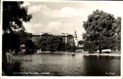 CPM Buckingham Place London