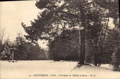 VINTAGE POSTCARD Montargis Drill Crossroads of Etoile in winter