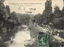 VINTAGE POSTCARD De Champigny with the Chennevieres Game preserve the Marne Sunday