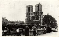 CPM Paris Las Bouquinistes du Quai St Michel
