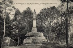 CPA Monastere de Ste Marie de la Pierre Qui Vire Statue de Sainte Marie 