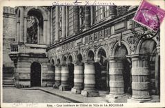 VINTAGE POSTCARD Interior Court of the Town hall of the La Rochelle