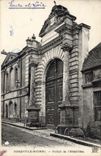 CPA Nogent Le Rotrou Portail de L'Hotel Dieu