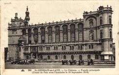 CPA Saint Germain en Laye Le Chateau Facade principale