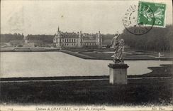 VINTAGE POSTCARD Castle of Chantilly Seen from of Vertugadin