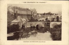 VINTAGE POSTCARD Castle De Thouars