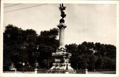CPM Malo Les Bains Statue De La Victoire
