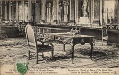 POSTAL Versalles de la VENDIMIA la tabla histórica