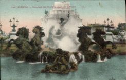 VINTAGE POSTCARD Bordeaux Monument Of the Of Gironde ones