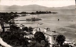 CPM Ile Ste Marguerite Cannes Vue Generale De La Baie