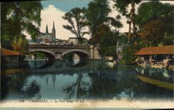 VINTAGE POSTCARD Chartres the Bridge Last nines Laundrette