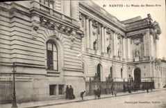 VINTAGE POSTCARD Nantes the Museum Of Beuax Arts