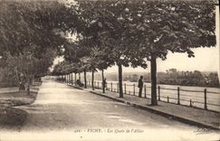 CPA Vichy Les Quais de L'Allier