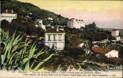 CPA Grasse Vue vers le Grand Hotel et l'Hotel Victoria prise du boulevard Thiers 
