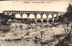 VINTAGE POSTCARD Nimes the Bridge Of Gard