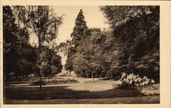 VINTAGE POSTCARD Aix Les Bains the Park