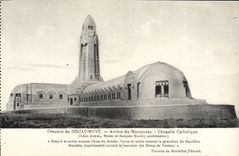 CPA Ossuaire De Douaumont Arriere Du Monument Chapelle catholique Militaria