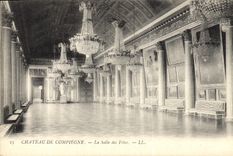 VINTAGE POSTCARD Castle Of Compiegne the Village hall