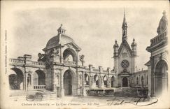 VINTAGE POSTCARD Castle Of Chantilly Main courtyard