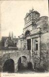 VINTAGE POSTCARD Dreux Castle D' Anet the Entry