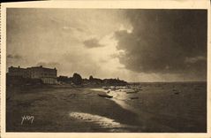 VINTAGE POSTCARD Arcachon Sunset on the beach