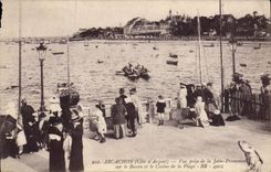 CPA Arcachon Vue Prise De La Jetee Promenade