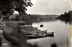 MODERN CARD Fountain the Port Edges Of the Seine
