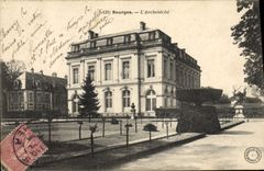 VINTAGE POSTCARD Bourges the Archbishop's palace