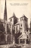 CPA Treguier La Cathedrale Les Trois Tours vues du Cloitre