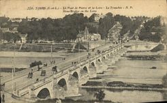 CPA Tours Le Pont De Pierre Et La Loire La Tranchee