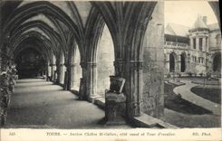 VINTAGE POSTCARD Tours Old Cloister St Galien west coast and Turn of staircase