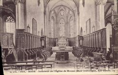 VINTAGE POSTCARD Interior Riom Of the Church De Mozac
