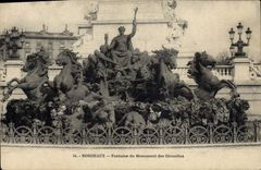 CPA Bordeaux Fontaine Du Monument Des Girondins