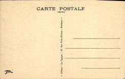 Burdeos interior de la POSTAL de la VENDIMIA de la iglesia de Notre Dame