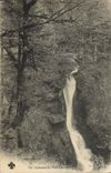 CPA L'Auvergne Cascade Du Plat A Barbe