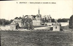 VINTAGE POSTCARD Chantilly Main entrance And Together Of the Castle