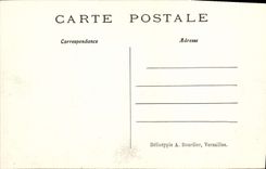 CPA Chantilly Entree Principale Et Ensemble Du Chateau