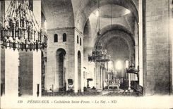 CPA Perigueux Cathedrale Saint Front La nef