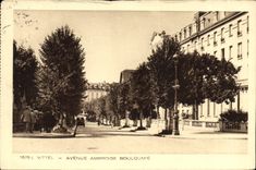 CPA Vittel Avenue Ambroise Bouloumie