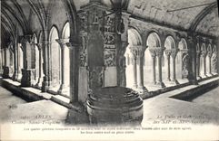 VINTAGE POSTCARD Arles Cathedral St Trophime the well and galleries