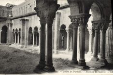 VINTAGE POSTCARD Arles Holy Cloister Trophine Together of the Galleries