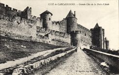 CPA Carcassonne Grande Cote De La Porte d'Aude