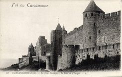 CPA Carcassonne La Tour Cahuzac et la Tour de l'eveque