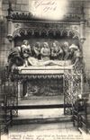VINTAGE POSTCARD Amboise Church Christ with the tomb