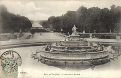 Parque de la POSTAL de la VENDIMIA de Versalles el lavabo de Latone