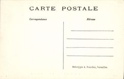 CPA Parc du chateau de Chantilly Les trois allees