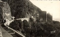 CPM Frontiere franco italienne Le pont Saint Louis 