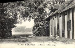 CPA Parc de Chantilly Le hameau Salle a manger